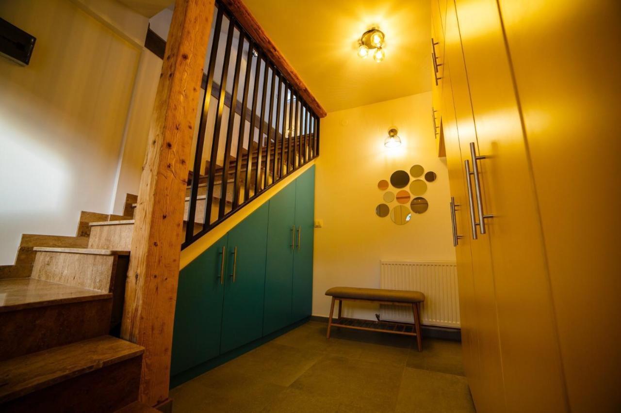 Alpine Loft Appartement Câmpulung Moldovenesc Buitenkant foto